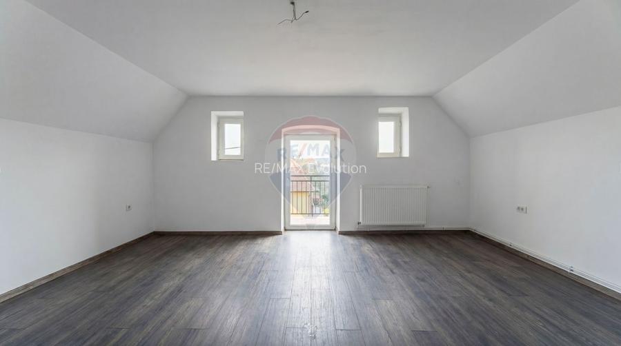 Apartament 7 camere ULTRACENTRAL in casa- Codlea! - 24