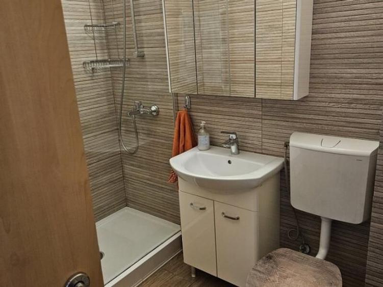 Apartament - 2 camere - decomandat - Sos Oltenitei