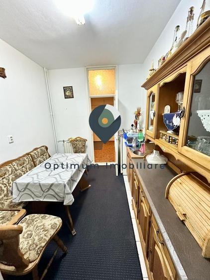 Apartament cu 3 camere, 80 mp utili, etaj intermediar in Zorilor !