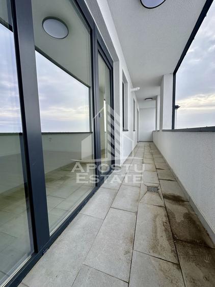 Apartament cu 2 camere, terasa mare, pod propriu in Giroc
