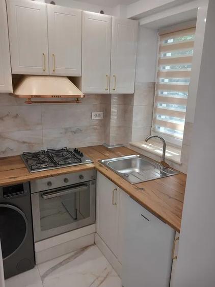 Apartament 1 camera, decomandat, zona Gara