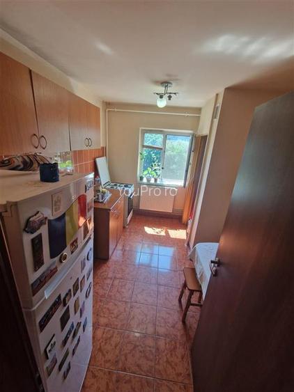 Decomandat 3 Camere 2 Bai 2 Balcoane Zona  Aradului - 8