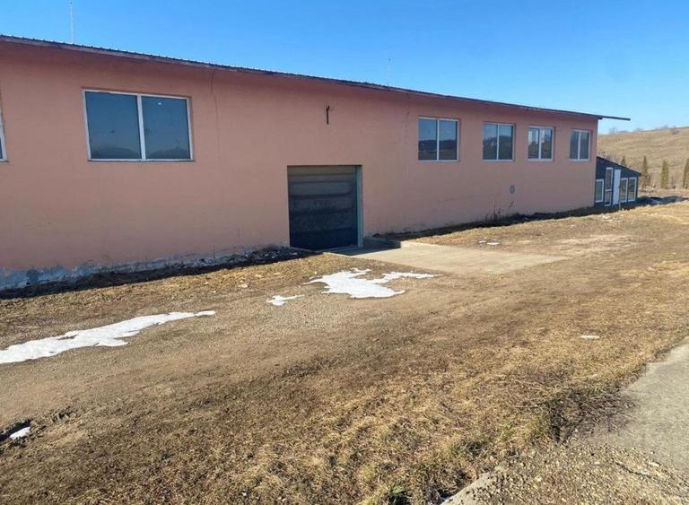 Hala de inchiriat,500 mp,zona Slobozia Sucevei