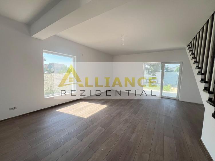 Duplex premium-4 camere-Teren 250mp