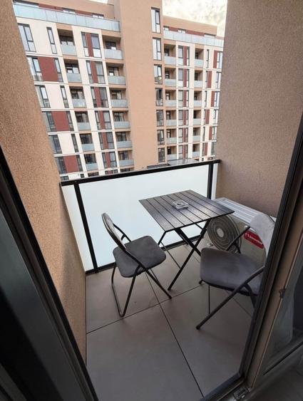 Proprietar Închiriez apartament de lux