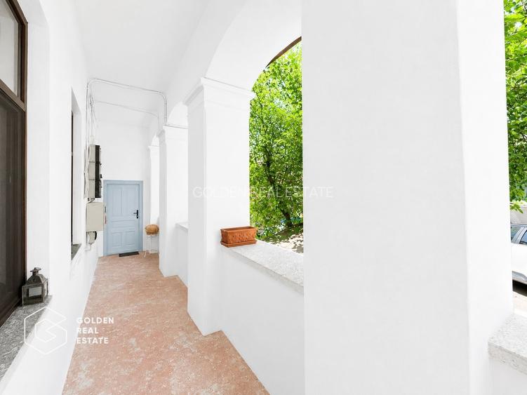 Apartament ultracentral, 2 camere, curte cu acces auto - 11