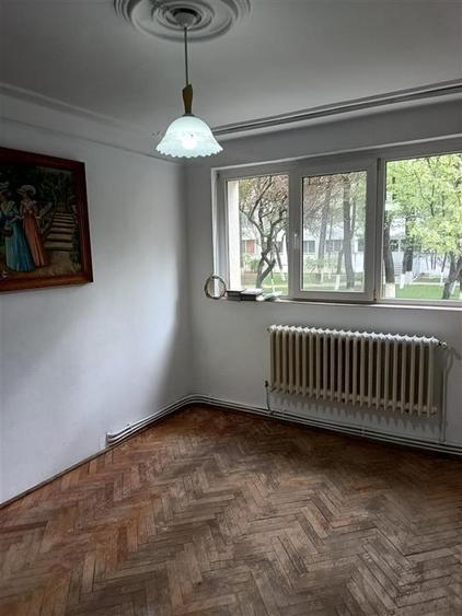 Apartament 2 camere Podu Roș (lângă Palas)