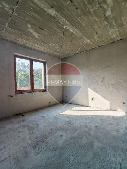 Casă / Vilă cu 5 camere de vânze în Râșnov -  Jud. Brasov - 8
