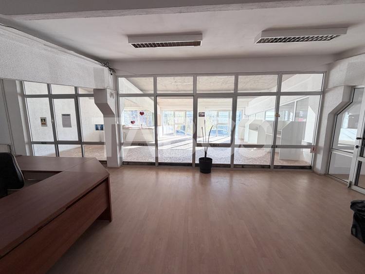 Spatiu de birouri 220 mpu zona Piata Cluj Sibiu ideal call center IT