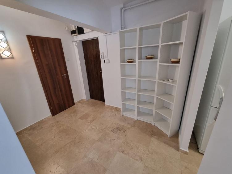 Bd mamaia spitalul militar-apartament 2 camere decomandat mobilat complet