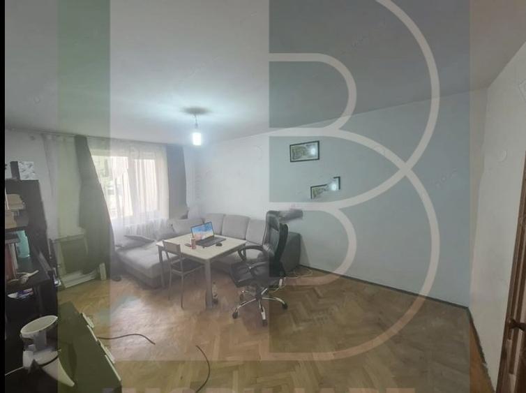 Apartament 2 Camere,Basarabia,bl. Rusesc,reabilitat,DECOMANDAT,Liber