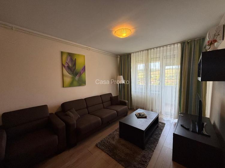 De vanzare Apartament 3 camere, zona Cetate - Lidl. - 2