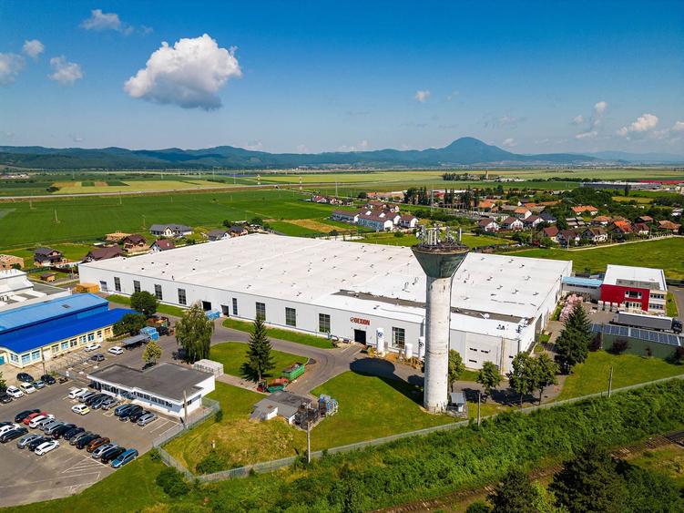 Unitate de productie sau depozitare ideal amplasat Rasnov, Brasov