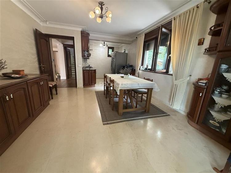 ELEGANTA FARA COMPROMIS | RESEDINTA EXCLUSIVISTA IN BACAU | 424 MP CONSTRUITI | - 35