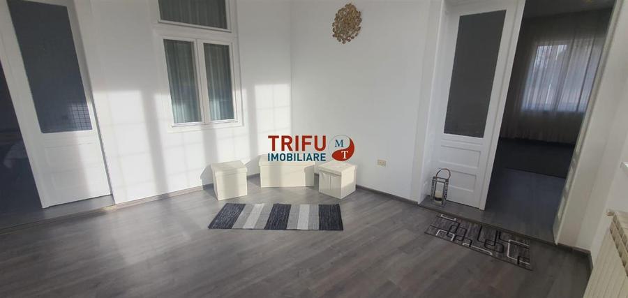 Casa 3 camere 900 mp teren pozitie ultracentrala