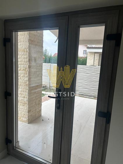 Casa premium individuala de vanzare, in Giroc
