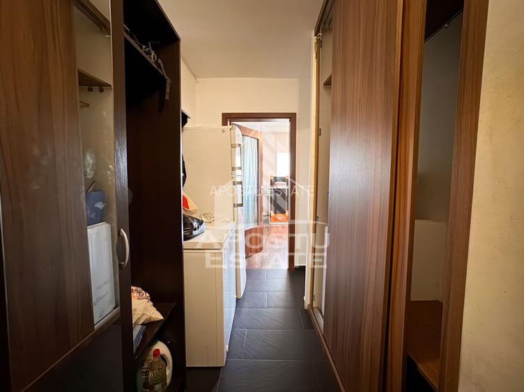 Apartament 2 camere, etajul 2 din 4,  zona Dambovita in Timisoara - 7