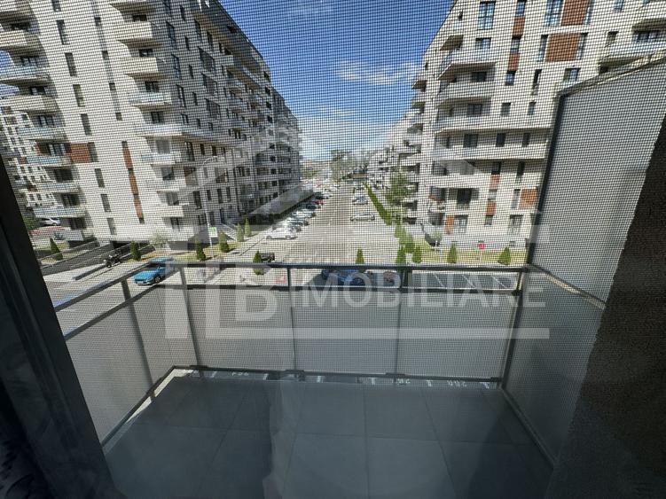 Apartament cu 3 camere, 80mp, parcare, zona Maurer Residence