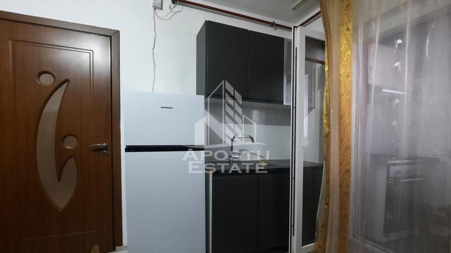 Apartament de inchiriat 2 camere 300 euro zona Miorita