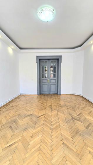 Armeneasca Casa singur curte/ 12 camere/ 325mp / It / Creatie/