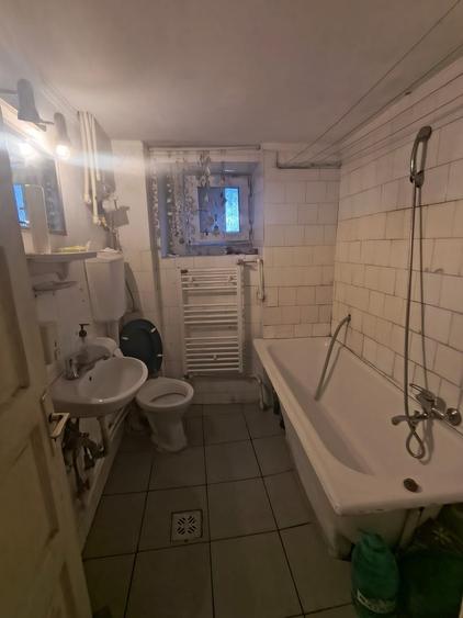 CENTRU VECHI 3 CAMERE, LIBER 75 MP PRET 152900 EURO