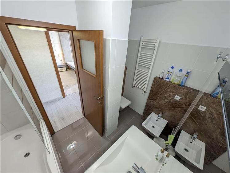 Stefan cel Mare - apartament chirie 3 camere - mobilat complet