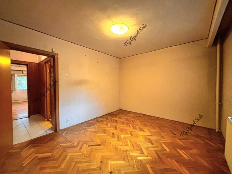 Direct proprietar Apartament 3 camere Vitan Mall , Centrala proprie