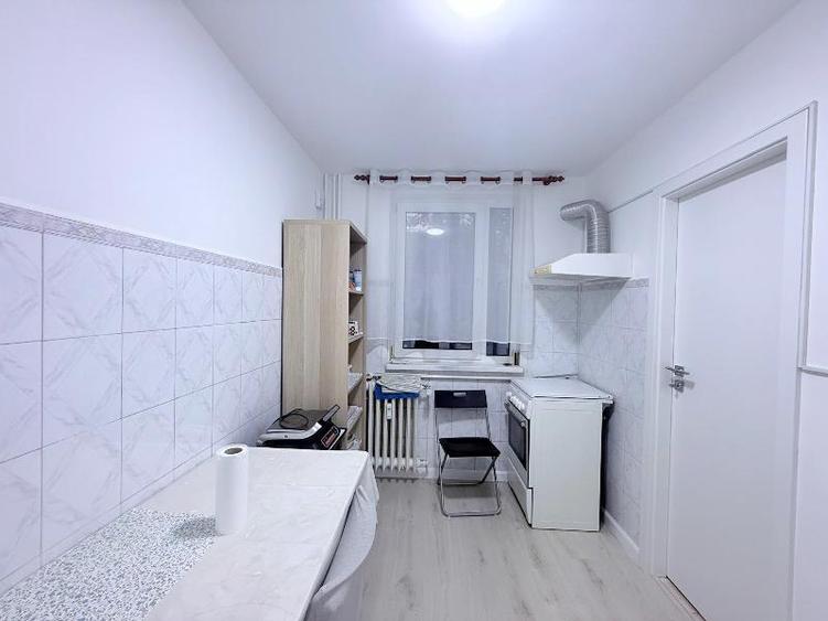 INCHIRIERE APARTAMENT 3 CAMERE - METROU RAUL DOAMNEI - 540E - MOBILAT- UTILA