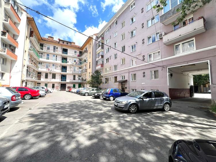 Apartament spațios cu 4 camere, 97 mp, Etaj 1, Lift, zona Horea
