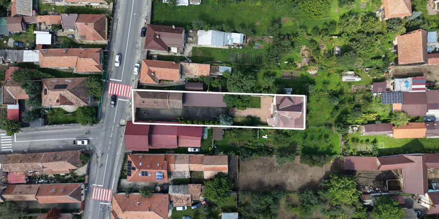 PROPRIETATE GENEROASĂ DE VÂNZARE ÎN ZĂRNEȘTI | 600 MP CONSTRUIȚI | TEREN 800 MP