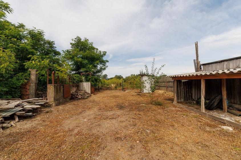 Casa+teren 2.140 mp de vanzare – Ciesti, Lunca Corbului– la doar 30 km Pitesti