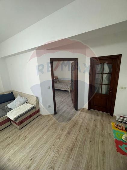 Apartament 3 camere | 2 bai | balcon | mansarda | bloc nou | Burdujeni