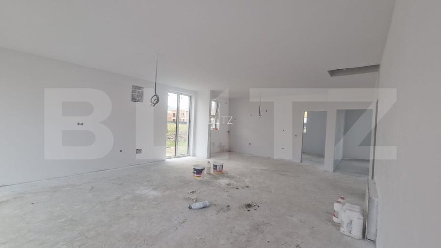 Casa cu toate utilitatiile, 4 camere, 2 bai, 470 m teren - Sanpetru Finalizata - 5