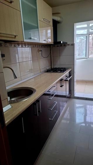 Inchiriere apartament modern cu 2 camere in Galati, Micro 16, renovat