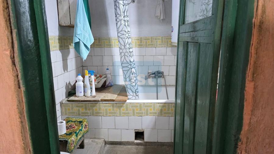 Casă cu teren 420 mp, zona exclusiv de case Alunis