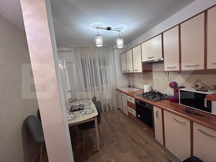 Apartament 4 camere, 95 mp utili, zona Rovine