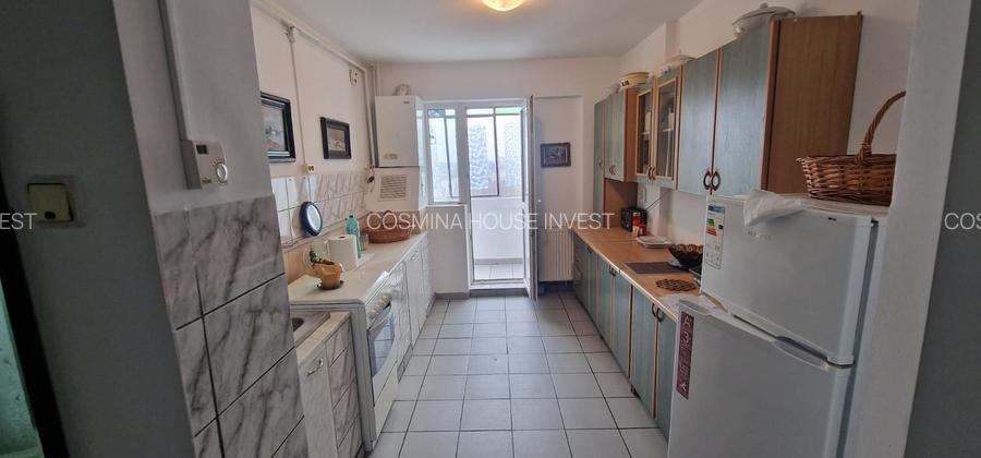 Republicii ,se vinde apartament decomandat ,2 camere ,pret 67000 euro neg. - 2