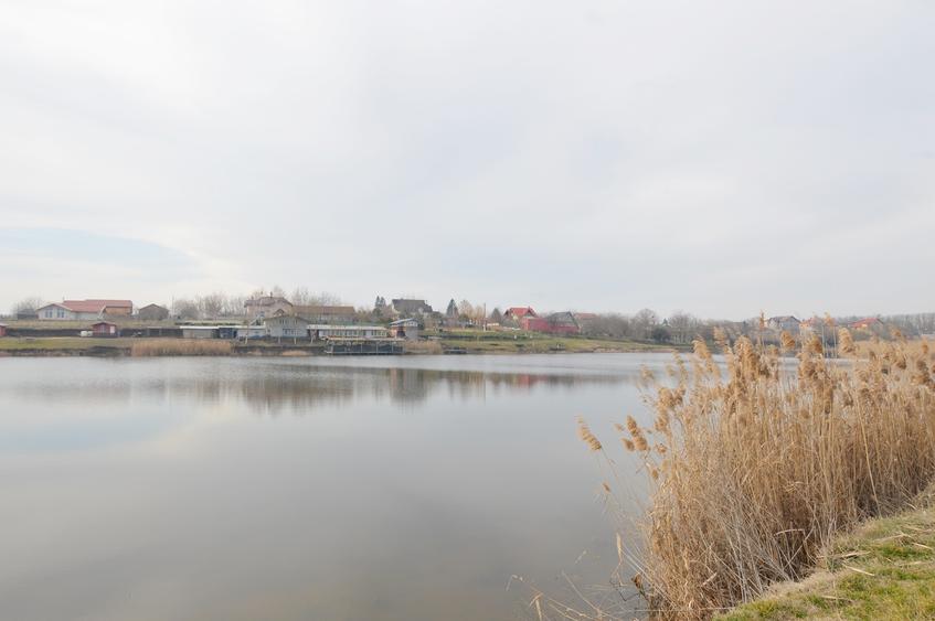 Loturi Teren Frumusani - Lac Pasarea | Localizare Extraordinara
