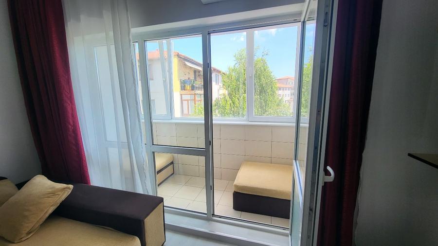 Inchiriez apartament