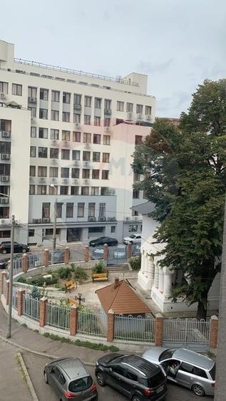 Studio modern cu centrala proprie de inchiriat in zona Universitatii