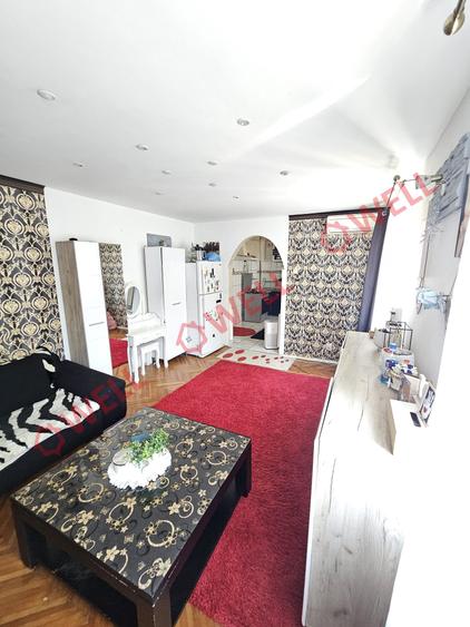 De vânzare un apartament cu 3 camere situat în Târgu Mures!
