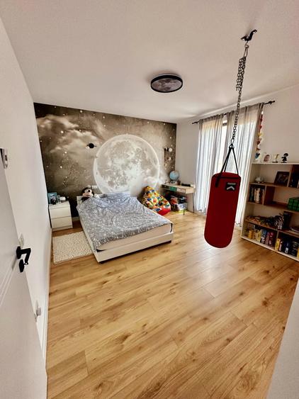 Complex case individuale cuplate in duplex langa padure