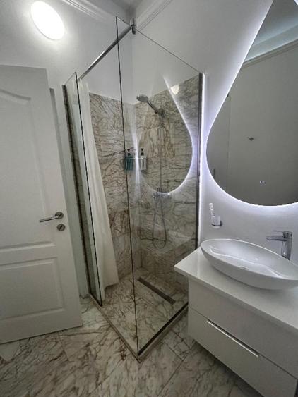 Universitate - Garsonieră Luxury Design, Prima închiriere după renovare