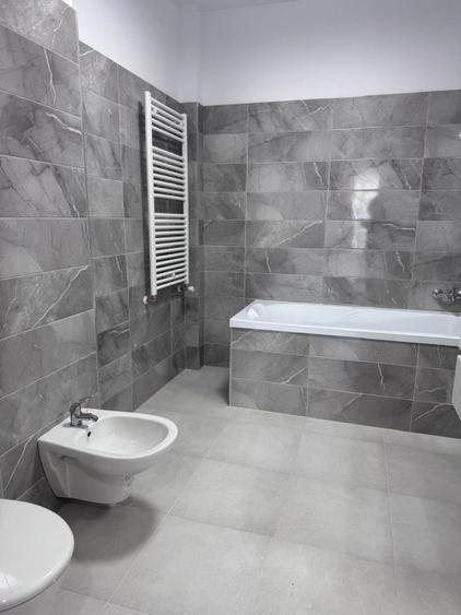Apartament 100mp, bloc nou, Radauti