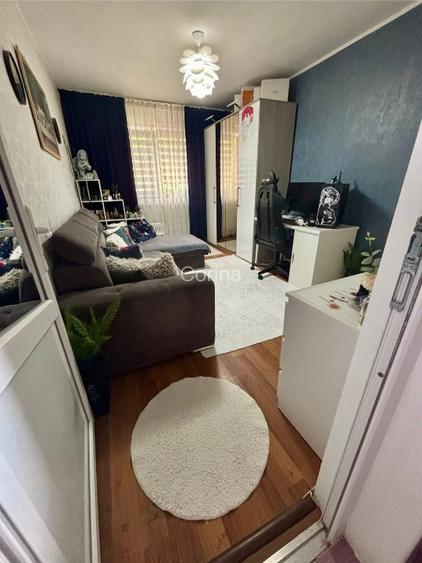 Vând Apartament 2 camere  - 8