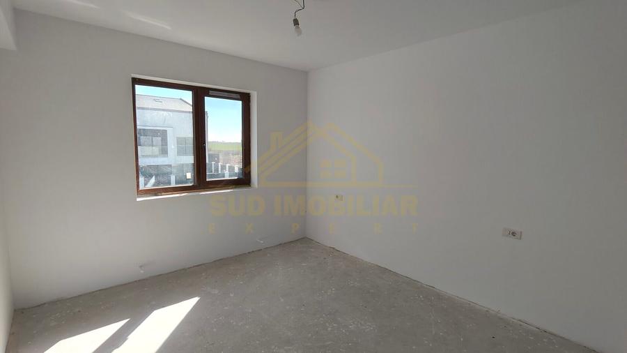 Vila Individuala - 5 Camere - 492 mp teren - Sos. Oltenitei DN 4 / A0