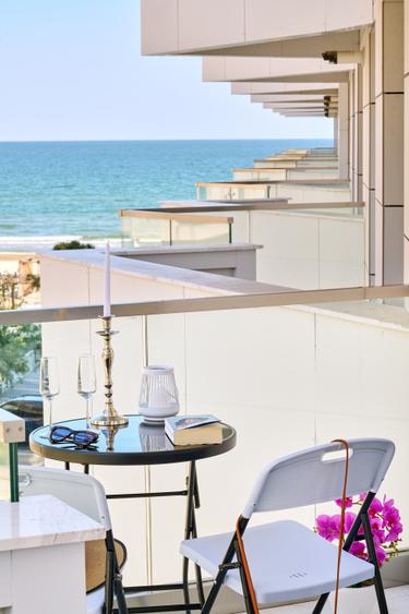 Apartament 2 camere de vanzare cu vedere la mare Alezzi Infinity