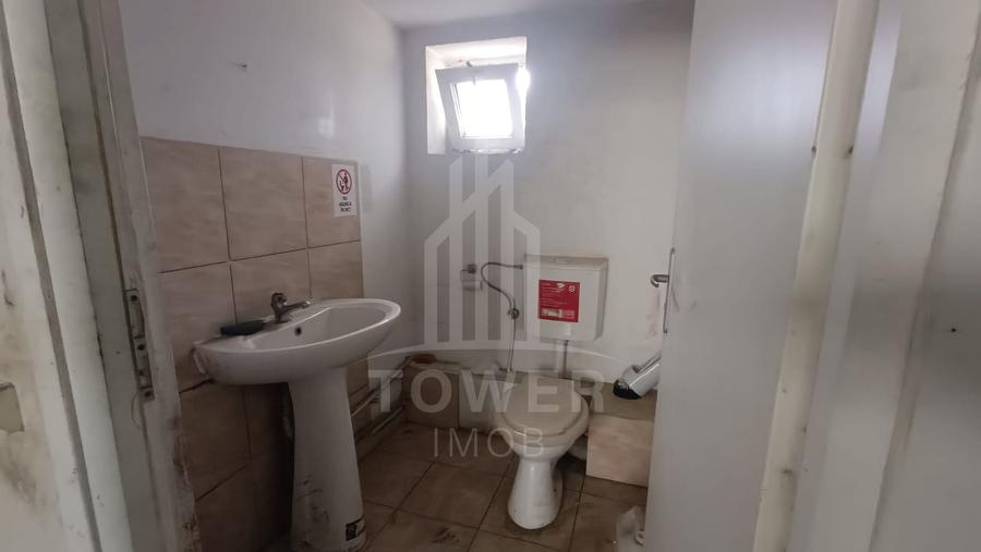 Hala cu curte inchisa zona Turnisor