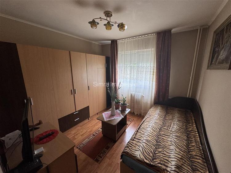 Apartament cu 2 camere, zona Rogerius - 7