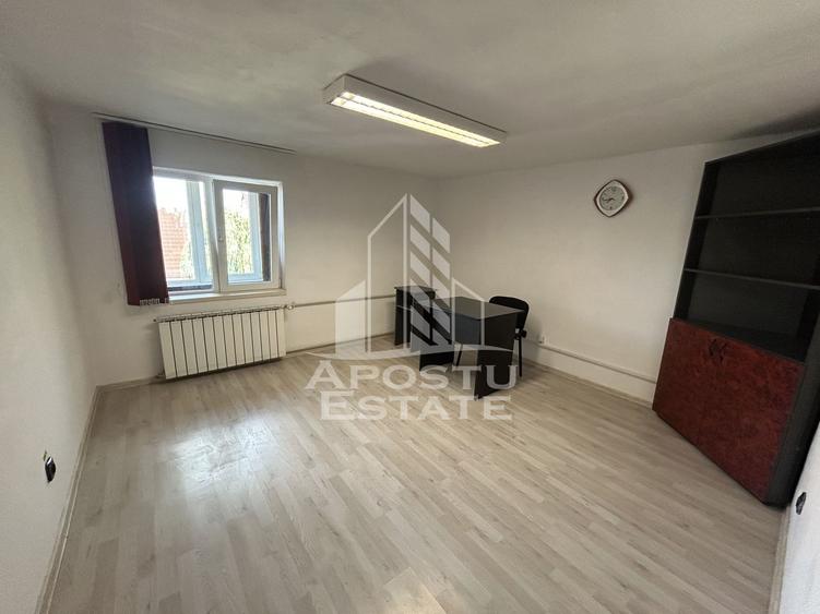 Spatiu pentru birouri de inchiriat, 120 mp, etajul 2, in Girocului